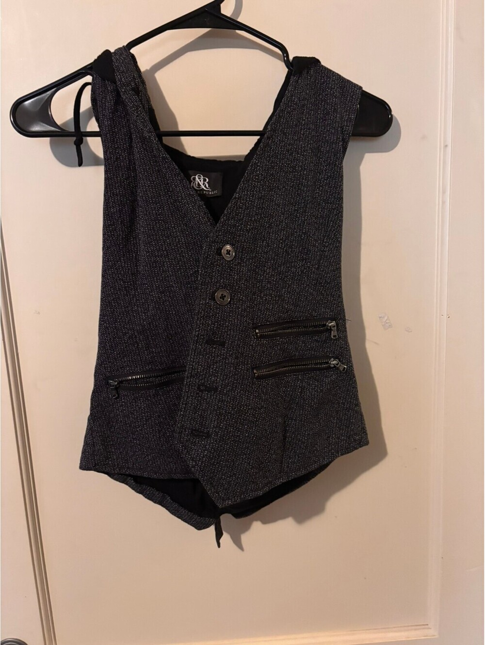 Rock and Republic Black Gray Button Front Vest Top Small